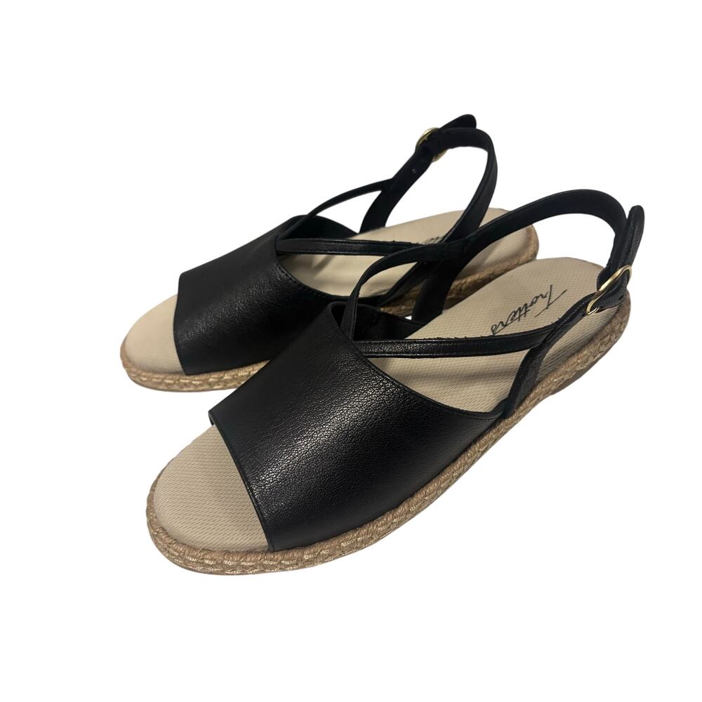 Trotters Black Leather Slingback Flat Sandals Womens 8.5M Comfort Casual